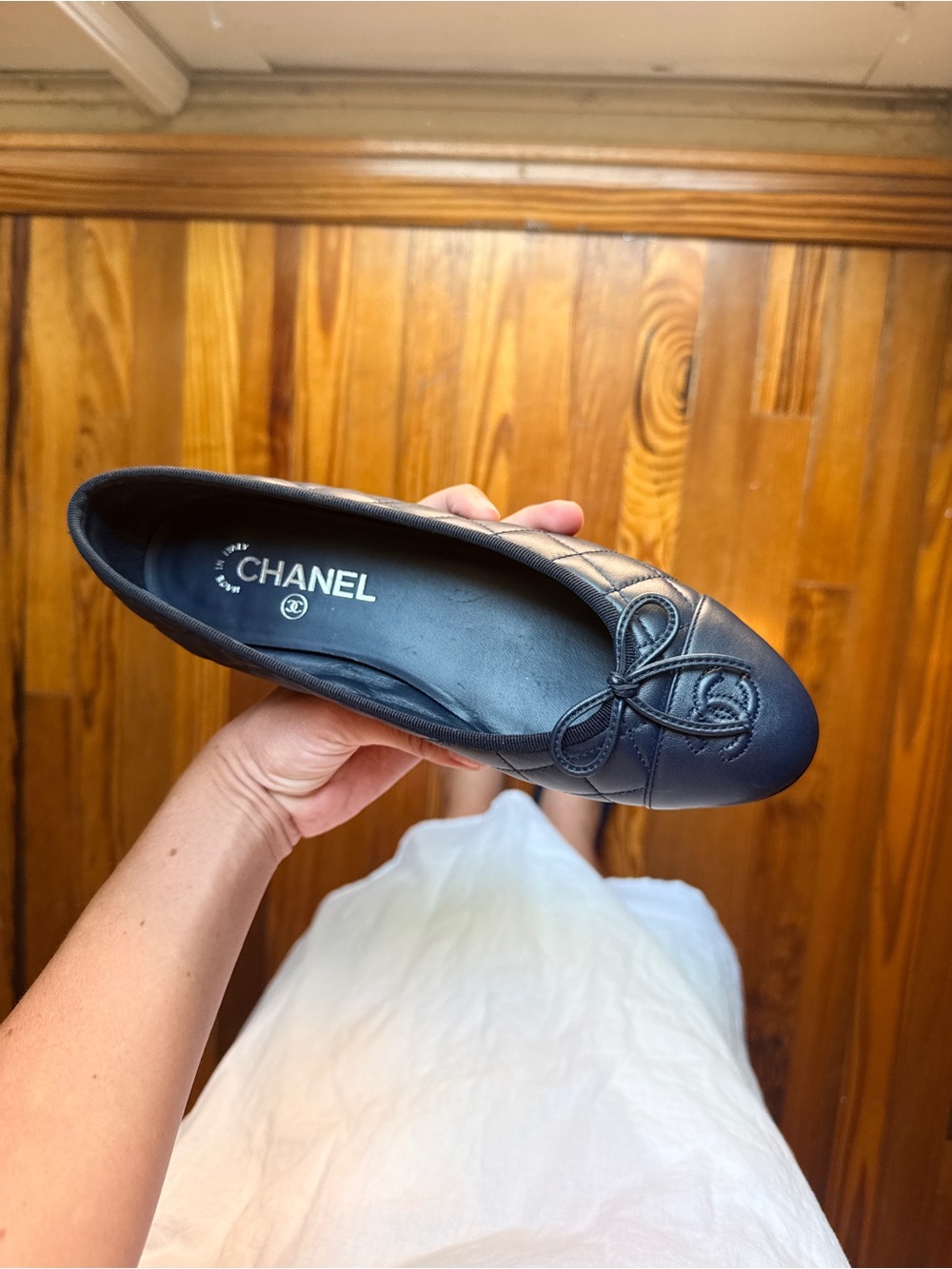 Navy Blue Interlocking CC logo leather ballet flat